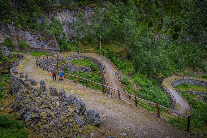 Shared Guided Tour in Borgund Stave Church and Vindhella - Directions to Borgund Stave Church