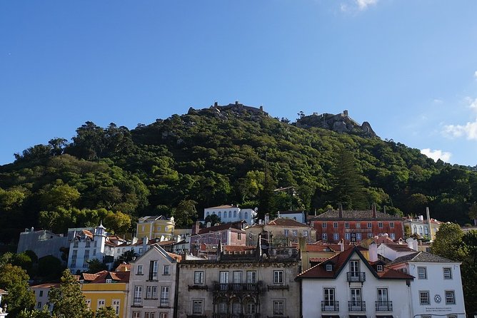 Sintra Private Walking Tour With a Professional Guide - Meeting Point