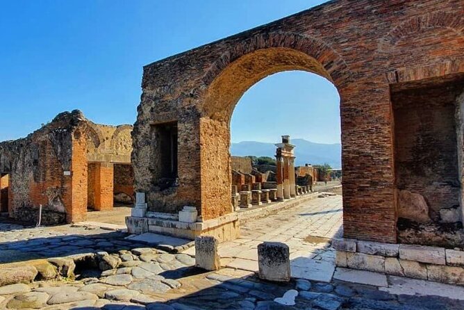 Small Group Tour to Pompeii, Sorrento and Positano - Meeting and Pickup Details