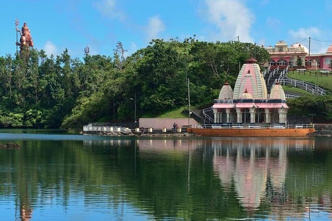 South Sightseeing Tours Mauritius - Black River Gorges Exploration