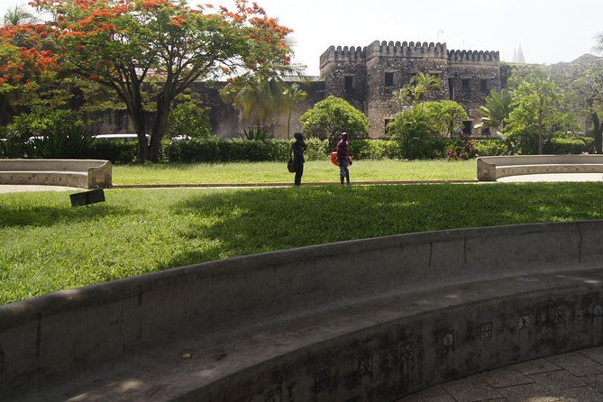 Stonetown Architecture Tour by Bike - Accessibility Information