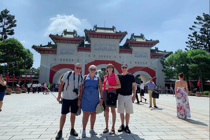 Taipei Private Car Charter Tour - Directions