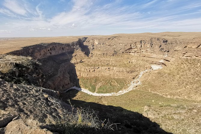 Taiq Cave and Baobab Forest Hiking by Takamul Travel - Tour Feedback