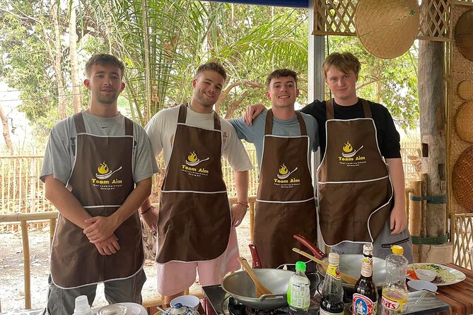 Team Aim Thai Cooking School (#1 Cooking Class in Chiang Mai)