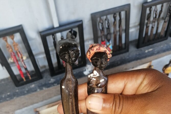Tour About Art and Architecture in Maputo City - Local Artisans Encountered