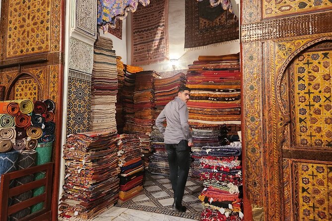 Traditional Souks Shopping Private Tour in Casablanca - Meeting and Pickup Details