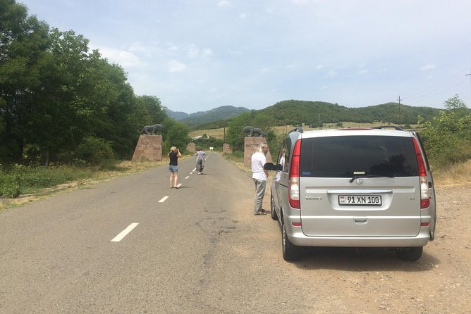 Transfer From Zvartnots Airport to Georgia - Confirmation and Accessibility