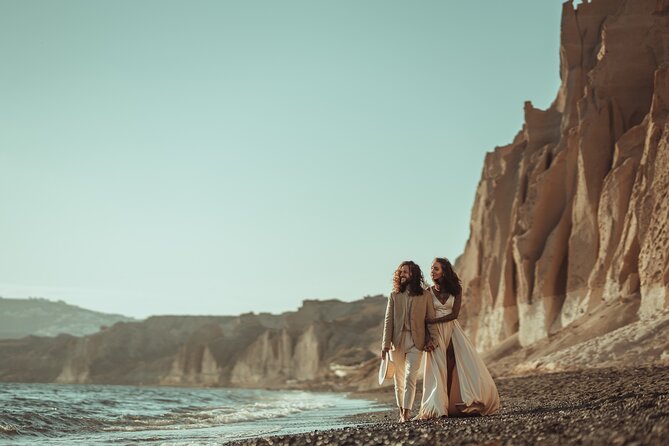 Trash The Dress in Santorini - What To Expect