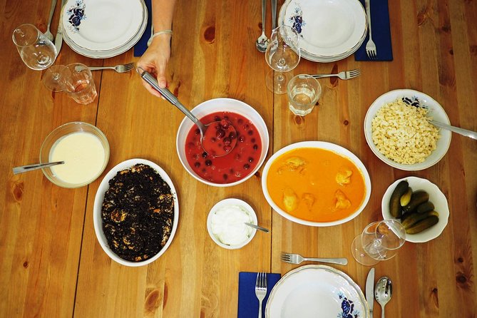 Traveling Spoon Hungarian Goulash Private Online Cooking Class - Meeting and Pickup Details
