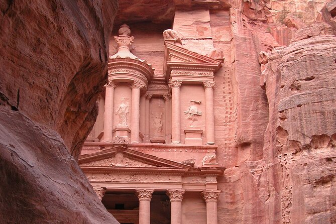 Two Days Wadi Rum And Petra From Aqaba - Background