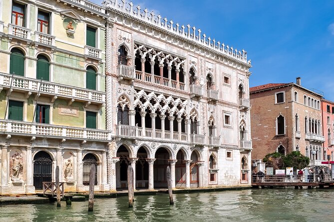 Venice City Center Guided Walking Tour - Semi-Private 8ppl Max - Maximum Travelers Policy