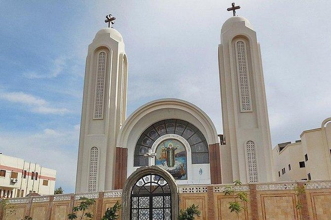 VIP City Tour With Sea Food Lunch Big Mosque & Coptic Cathedra - Hurghada - Pickup Information