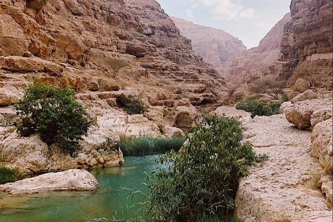 Wadi Shab Tour With Bimmah Sinkhole Tour (Price per Vehicle) - Accessibility and Transportation