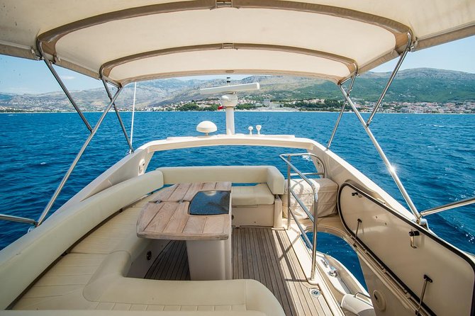 Yacht - Day Charter - Inclusions