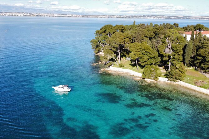 Zadar Half Day Tour With Luxury Speedboat - Tour Operator