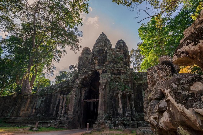 1-Day Amazing Angkor Wat Tour With Sunset & All Interesting Major Temples - Meeting and Pickup Details