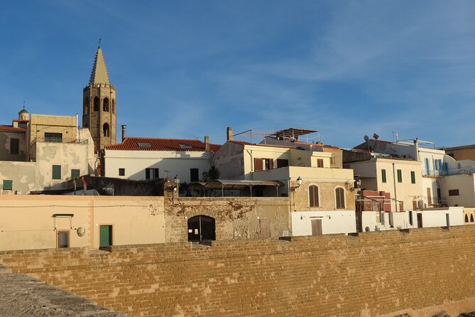 2-Hour Walking Tour in Alghero Historic Center With a Local Guide - Meeting Point Information