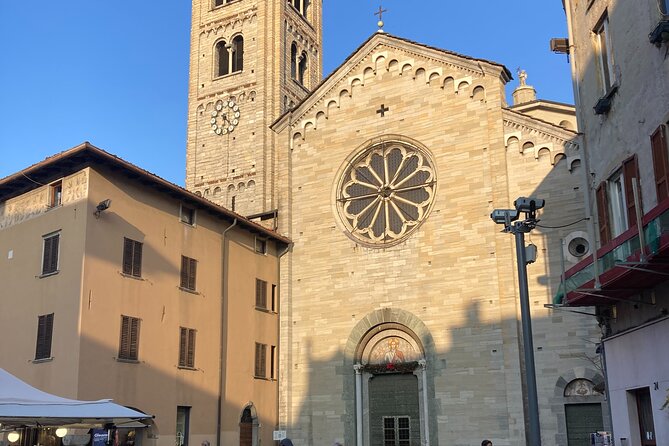 2 Hours Guided Night Tour in Como - Cancellation Policy
