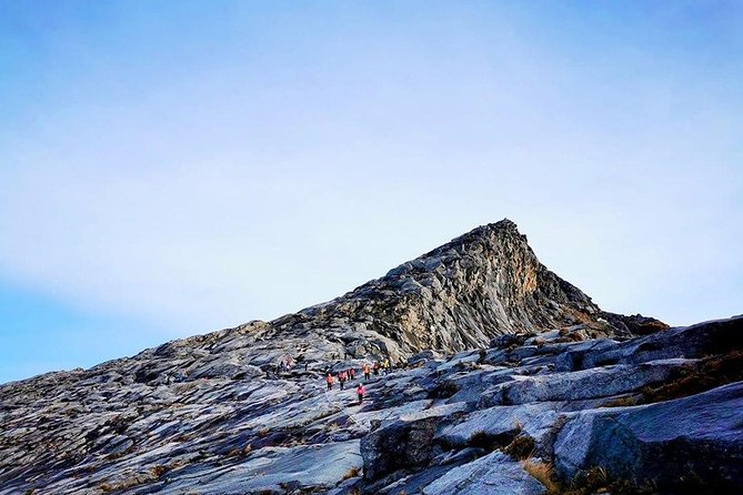 2D1N Mount Kinabalu Climbing - Pricing and Reviews