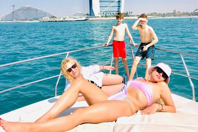 4-Hours Dubai Marina 50ft Private Luxury Yacht Sightseeing Tour - Booking Options