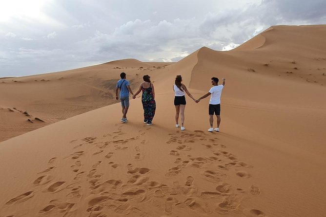 4 Luxury Days Tour Marrakech to Fez via Desert - Dining Experiences
