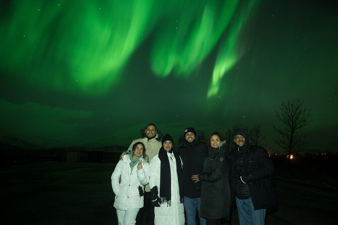 5 Hours Guided Christmas Day Northern Lights Tour From Reykjavik - The Sum Up