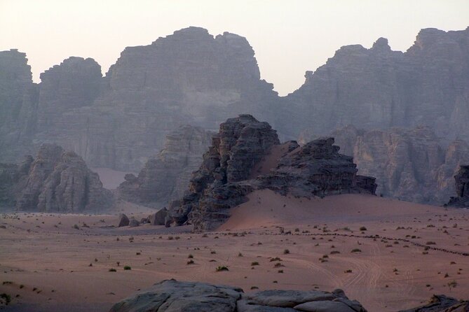 8-Hour Small Group Jeep Tour in Wadi Rum ( With Meal +Overnight ) - Additional Tips and Suggestions
