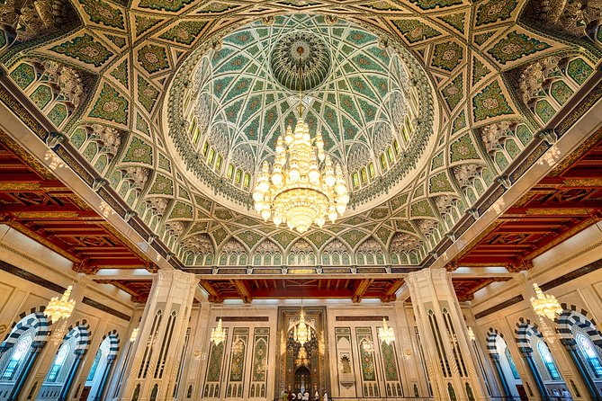 9-Day Essence of the Orient Private Tour From Muscat