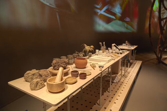 Abu Dhabi Guided Tour Including Qasr Al Watan and Local Lunch - Price and Guarantee