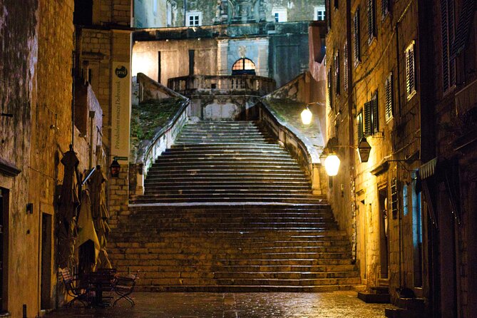 Accessible and Senior Friendly History Tour of the Old Town - Customer Reviews