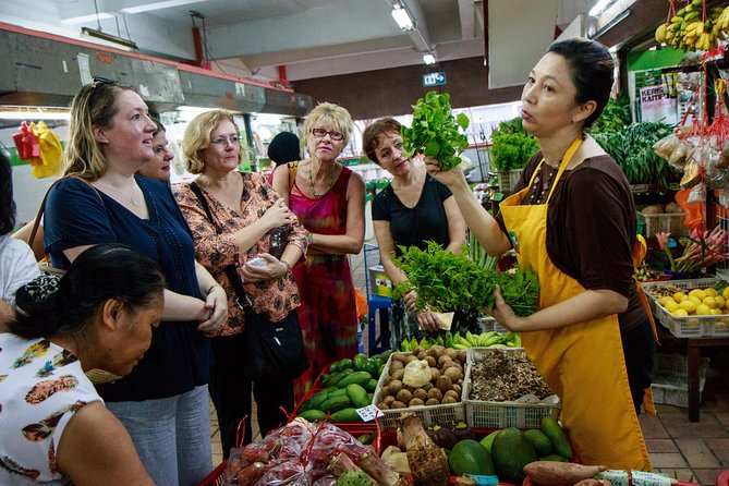 Authentic Malaysian Cooking Class With Market Tour - Explore Kuala Lumpurs Vibrant Markets
