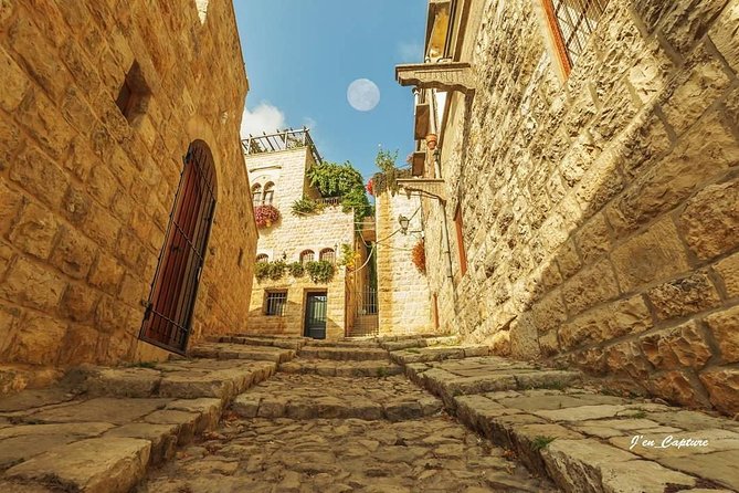 Beiteddine and Deir El Qamar Half-Day - With Lunch (4G on Board) - Frequently Asked Questions
