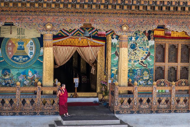 Best of Bhutan Tour( Culture- Hikes- Short Trek- Monastic Stay) - Tour Highlights