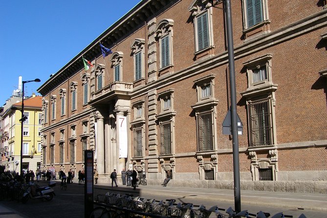 Best of Milan Audio Tour: From the Gorgeous Duomo to Castello Sforzesco - Self-Guided Audio Tour Details