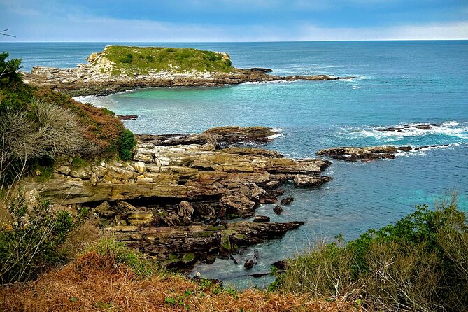 Biarritz: Half-Day Excursion to Spanish Neighbour Fontarrabia - Vehicle Amenities and Comfort