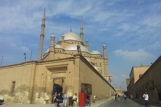 Cairo Layover Tour From Cairo Airport to Giza Pyramids Eg- Museum and Eg-Bazaar - Participant Expectations