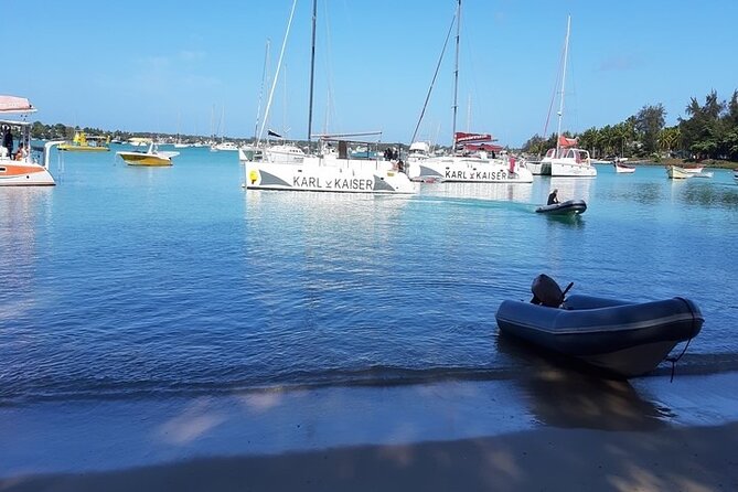 Catamaran, Bbq, Ile Gabriel , Ile Plate ,Coin De Mire - Customer Reviews