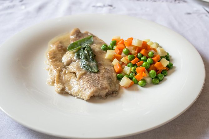 Cesarine: Market Tour & Dining at a Locals Home in Como - Additional Info