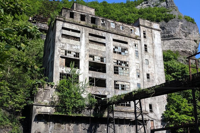 Chiatura, Katskhi Pillar · Full Day Private Tour · Trending Georgia - Reservation Process