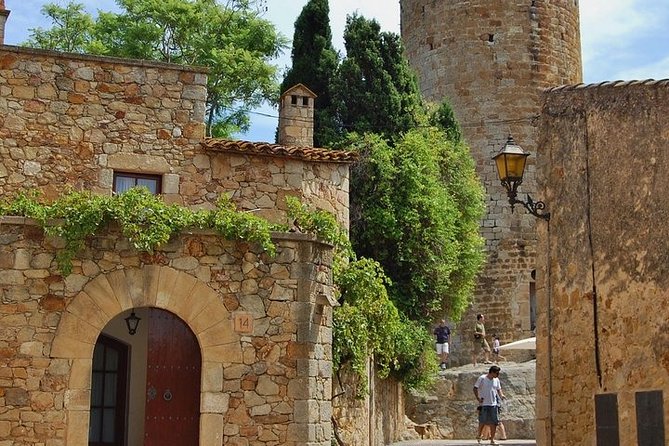 Costa Brava Tour - Additional Information and Policies
