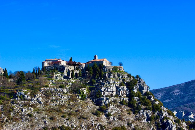 Craft Towns of the Wolf Gorge of Provence Private Tour - Private Guide Experience