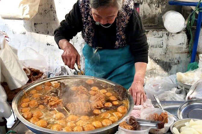 Discovery More Guangzhou Evening Foodie Tour With Locals - Tour Overview