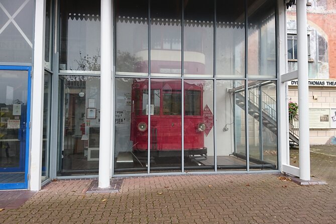 Dylan Thomas' Swansea: A Self-Guided Audio Tour - Frequently Asked Questions