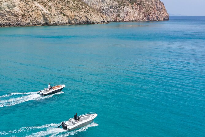 Eldoris Private Boat Rental in Milos - Skipper Meeting and Pickup