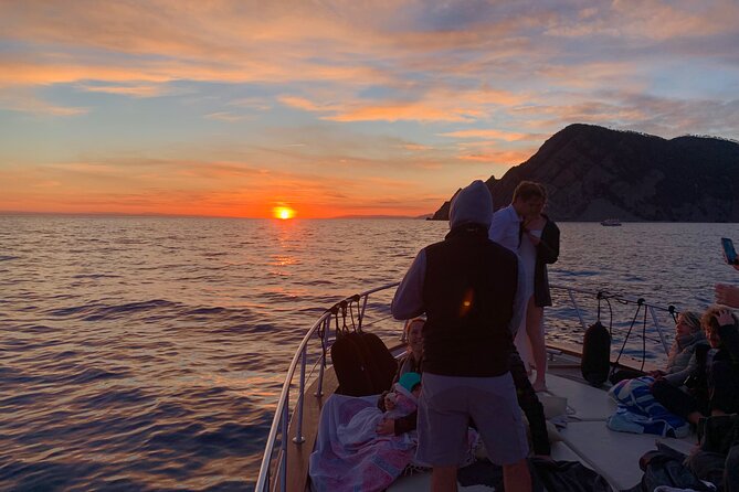 Exclusive Sunset Shared Tour Portovenere and Its Islands - Additional Information