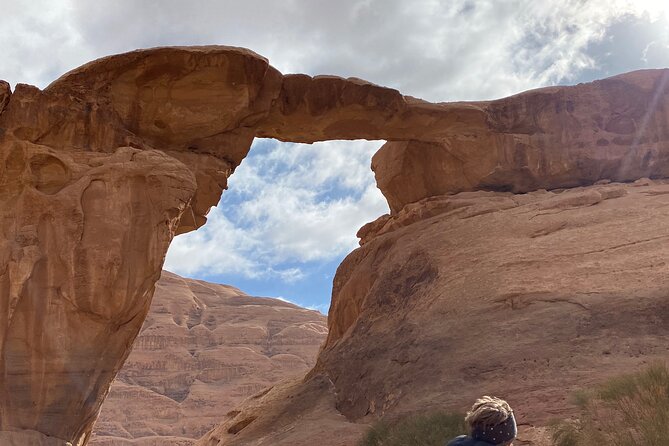 Explore Wadi Rum: Jeep Tour, Bed and Breakfast, and Dinner - Meeting and Pickup Details