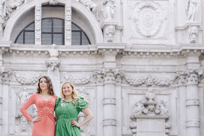 Family Portraits in Venice - Group Size Limit