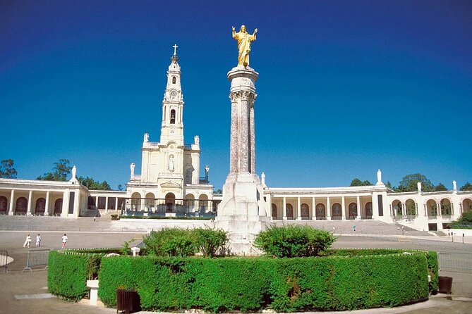 Fátima Nazaré and Óbidos Full Day Private Tour From Lisbon - Meeting Points