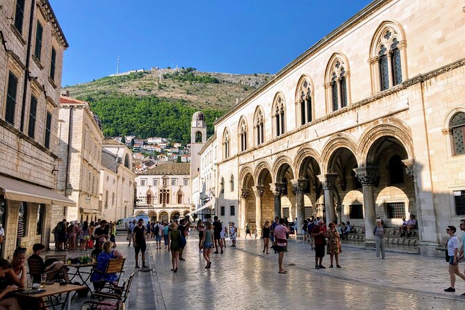 Group Tour Awakening of Dubrovnik and First Morning Coffee - Engaging With Local History