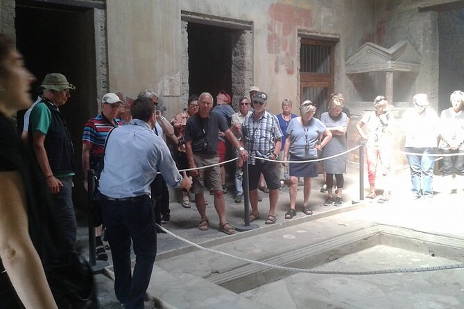 Guided Tour of Pompeii Ruins With Transfer Service - Reservation and Cancellation Policy